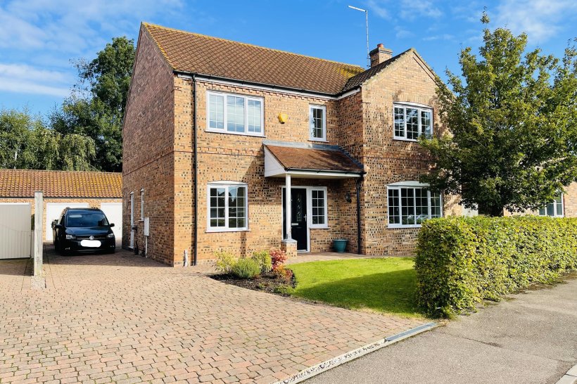 Carisbrooke Way, Weston Hills, SPALDING 4 bedroom house William H Brown