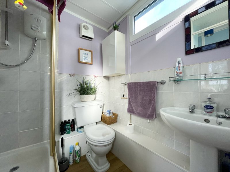 2 bedroom property for sale in Roch, Haverfordwest, Pembrokeshire, SA62