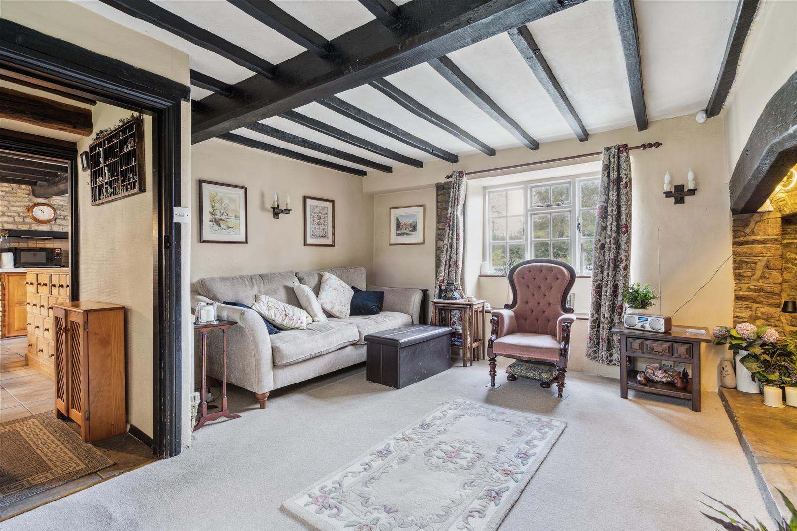 4 bedroom property for sale in Easton Lane, Bozeat, Wellingborough