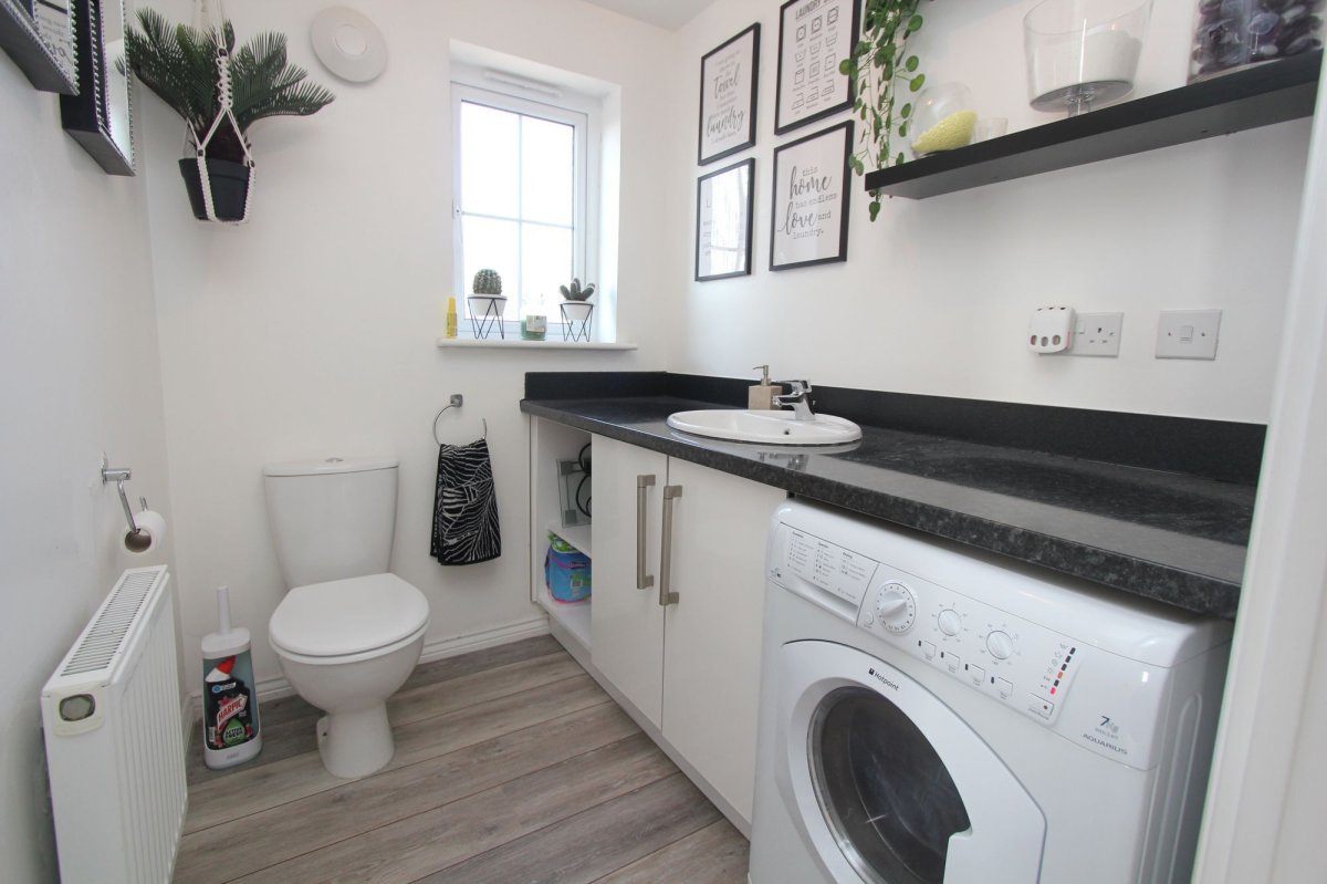 6 bedroom property for sale in Crib Y Sianel, Rhoose Point, CF62 3NB