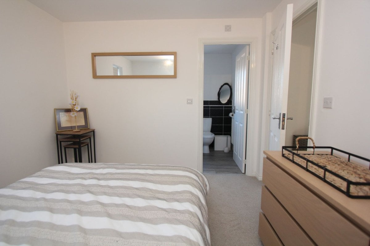 6 bedroom property for sale in Crib Y Sianel, Rhoose Point, CF62 3NB