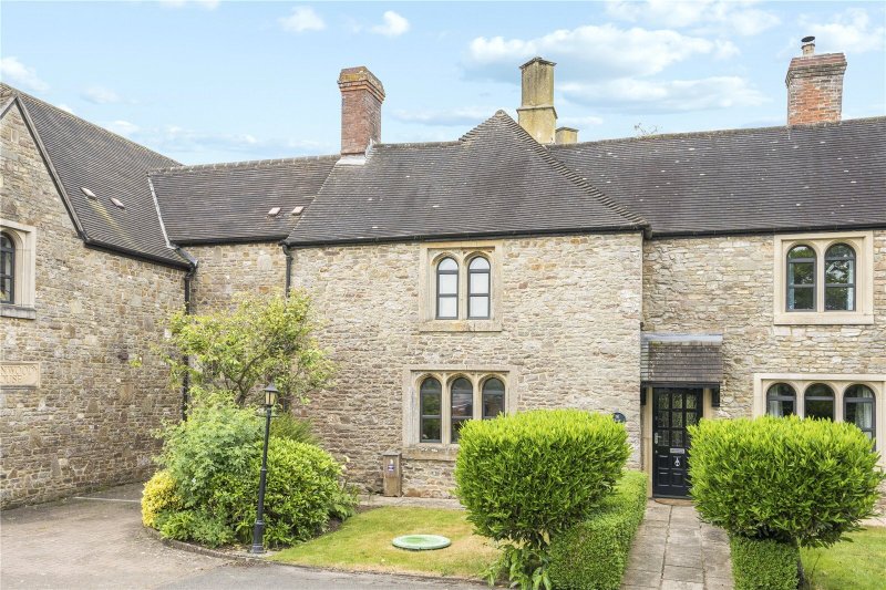 4 bedroom property for sale in West End, Wickwar, GL12 £695,000