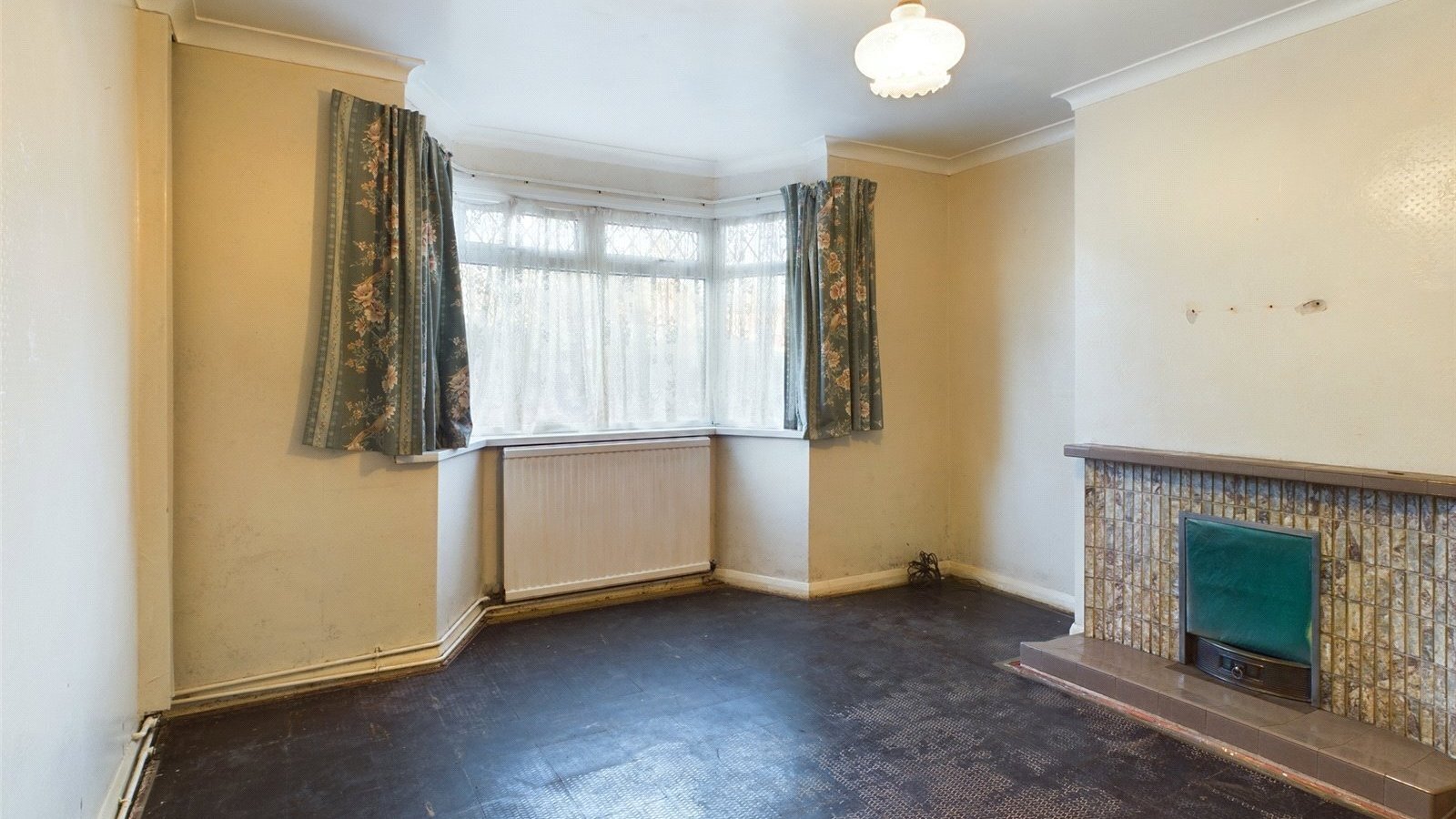 3 bedroom property for sale in Hangleton Road, Hove, East Sussex, BN3