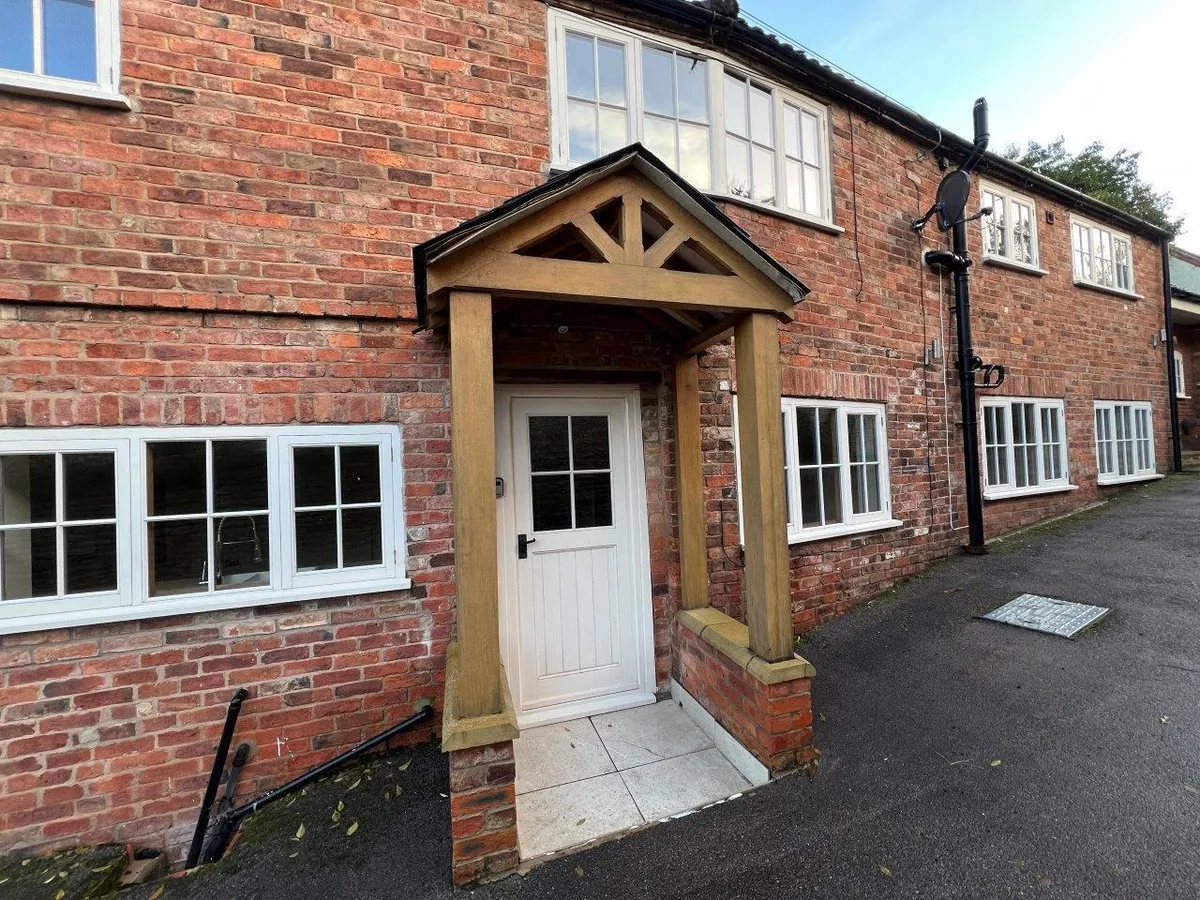 THE GRANARY, MELTON ROAD, WALTHAM ON THE WOLDS