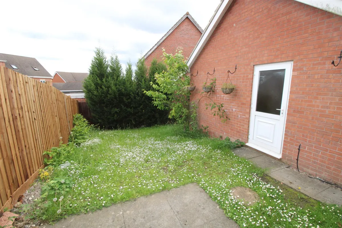 WAINWRIGHT AVENUE, HAMILTON, LEICESTER