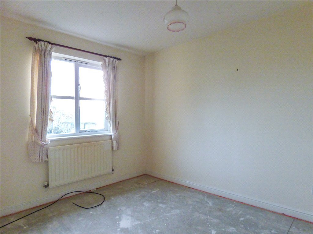 3 bedroom property for sale in Bramley Close, Oakworth, Keighley, BD22