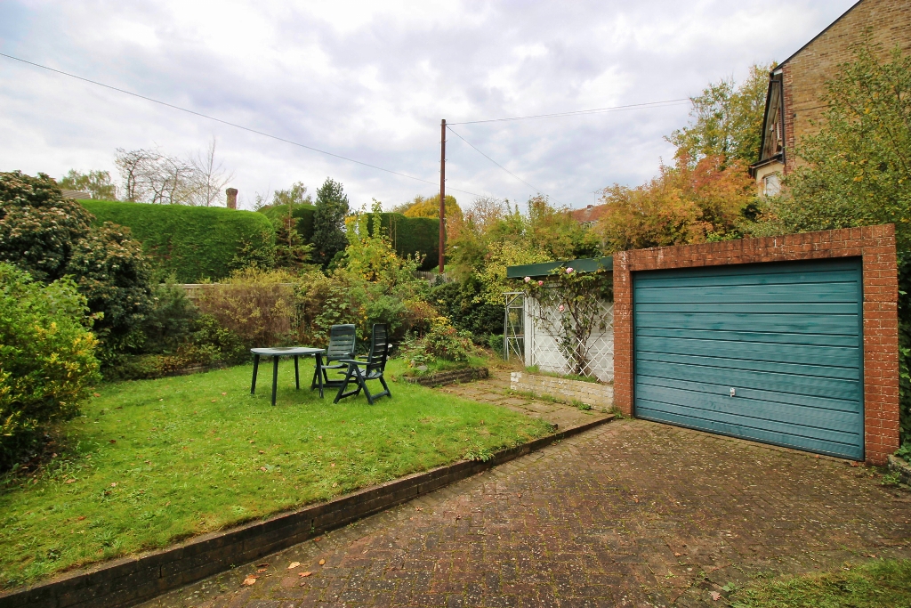 4 bedroom property for sale in Harrison Road, Borough Green Guide price £500,000