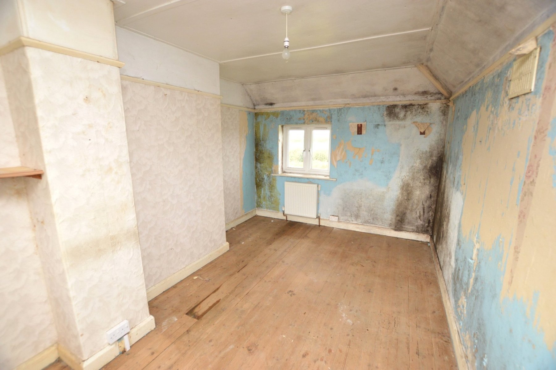 3 bedroom property for sale in St. GilesontheHeath, Launceston