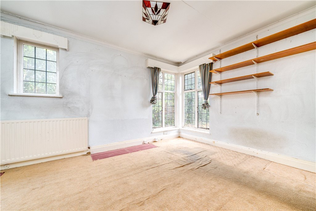 4 bedroom property for sale in Southway, Guiseley, Leeds, LS20 Offers