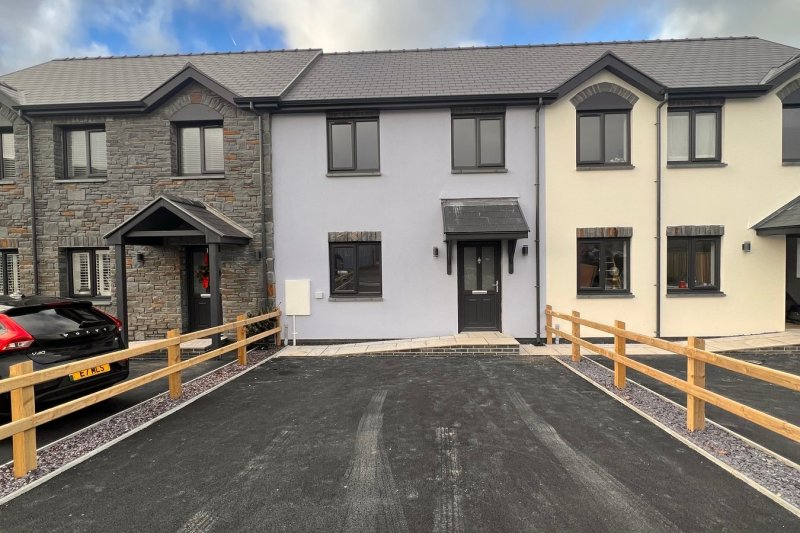 2 bedroom property for sale in Aberarth, Aberaeron, SA46 £275,000