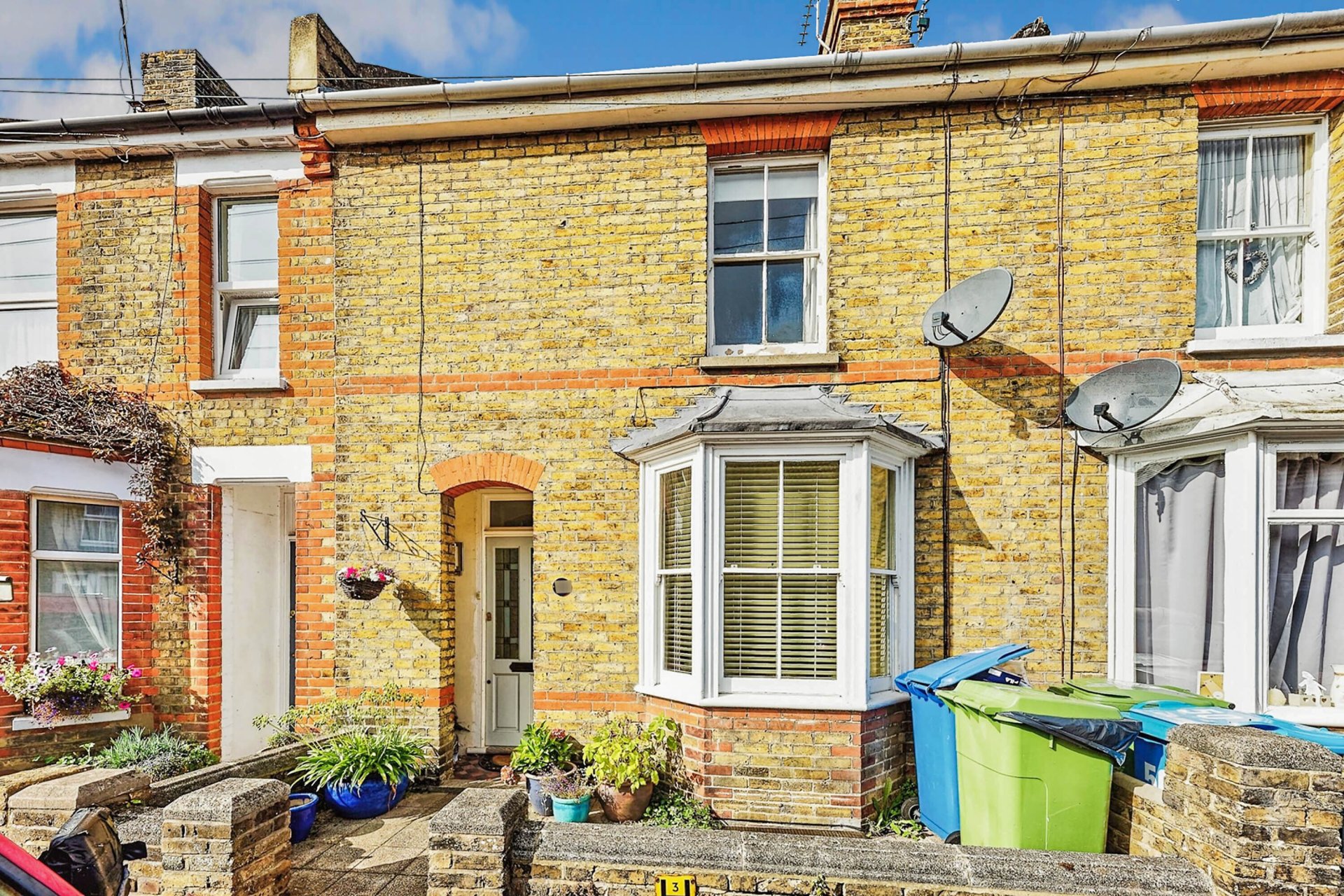 Properties for sale in Faversham, Kent