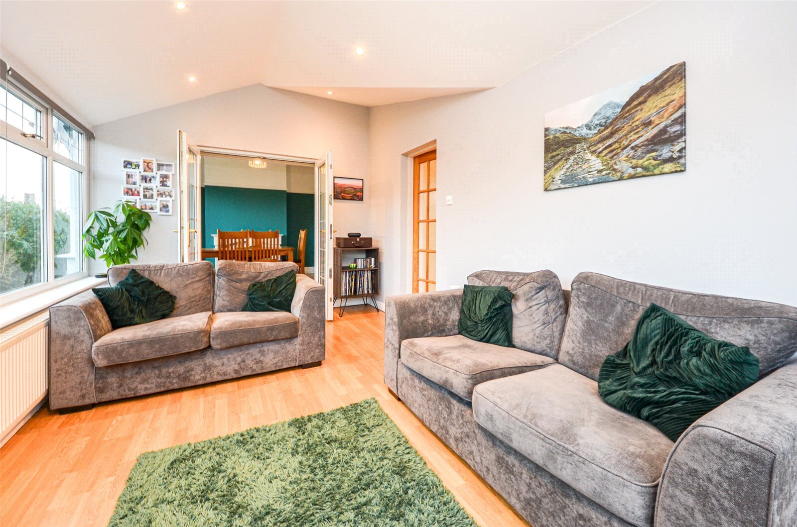 2 bedroom property for sale in Charleston Road, Penrhyn Bay, Llandudno