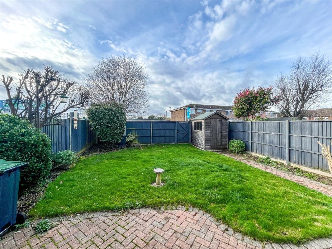 4 bedroom property for sale in Comet Way, Christchurch, Dorset, BH23