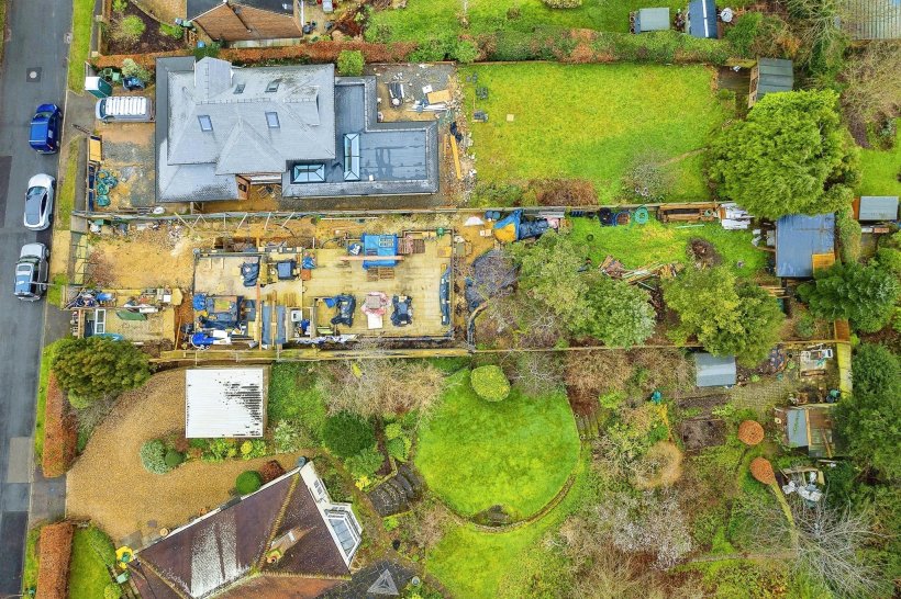 Hall Park, Berkhamsted 5 bedroom detached house Sequence