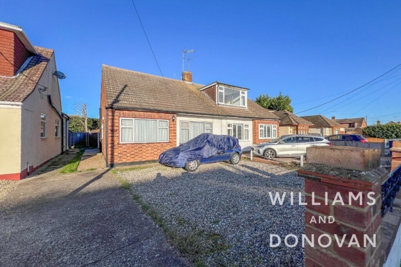 2 bedroom property for sale in Poplars Avenue, Hockley Offers over £