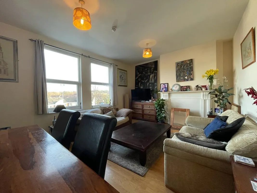 Meanwood Road, Meanwood