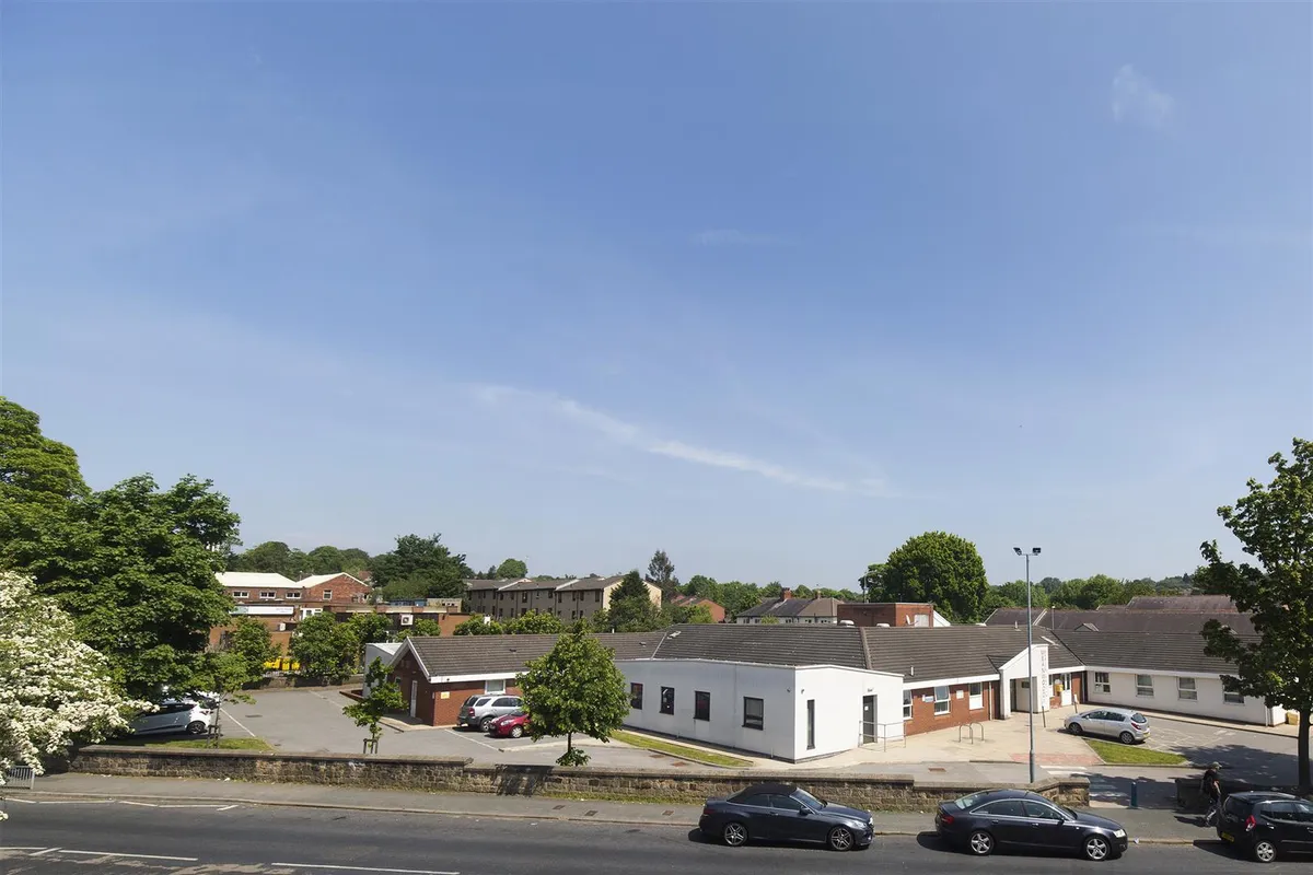 Meanwood Road, Meanwood