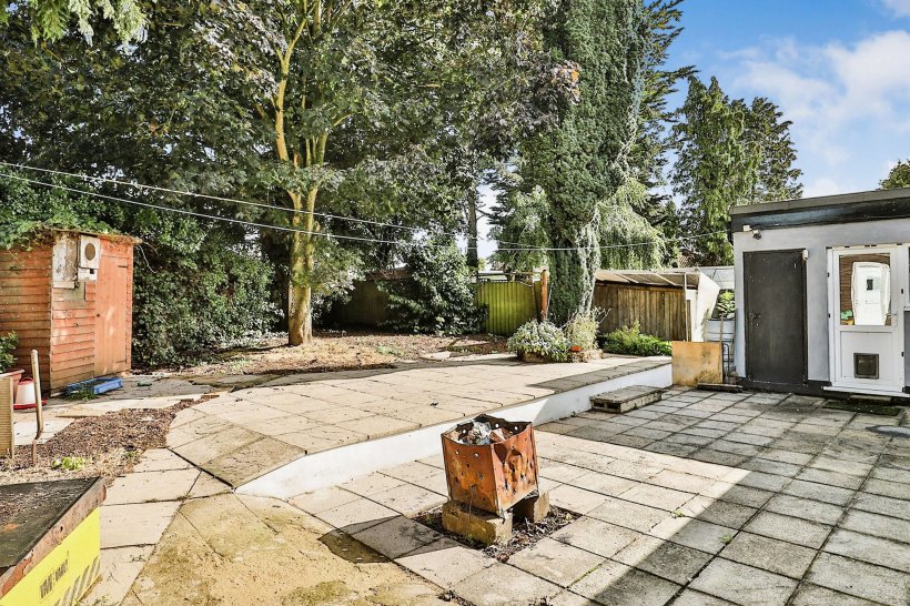 Oaks Drive, Swaffham 4 bedroom detached bungalow William H Brown