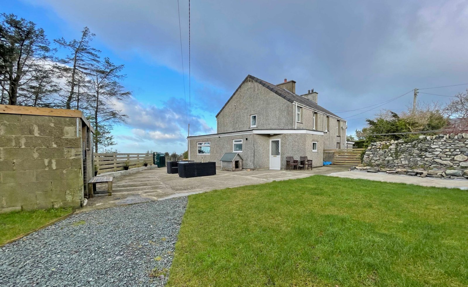 3 bedroom property for sale in Waunfawr, Caernarfon, Gwynedd, LL55