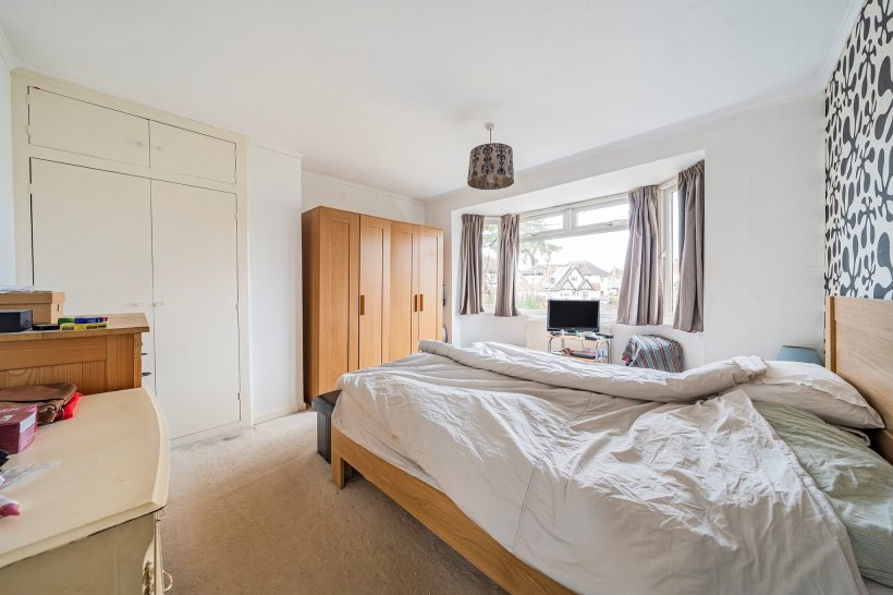 Allenby Road, Maidenhead 3 bedroom semidetached house Roger Platt