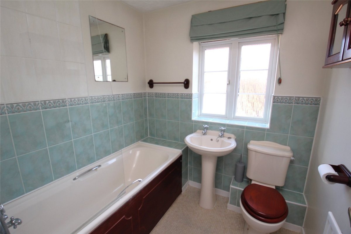 3 bedroom property for sale in Watersmeet, Fareham, Hampshire, PO16 £