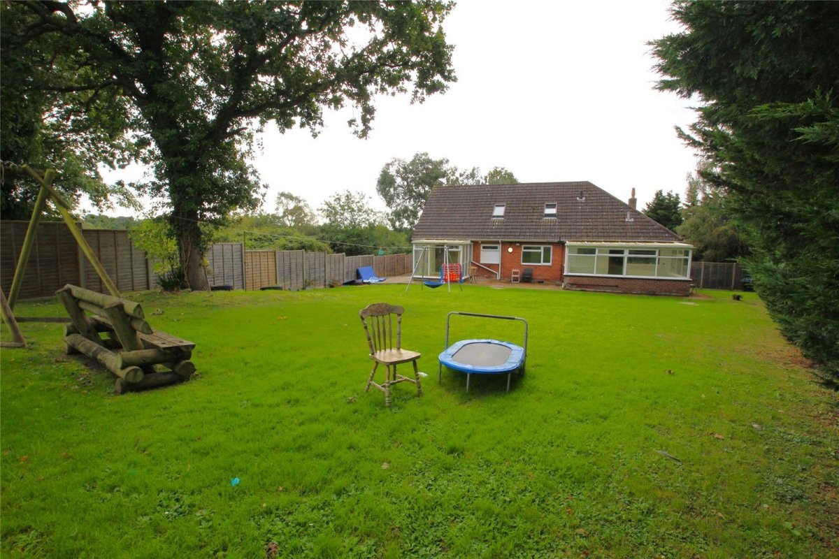 4 bedroom property for sale in Fontley Road, Titchfield, Fareham