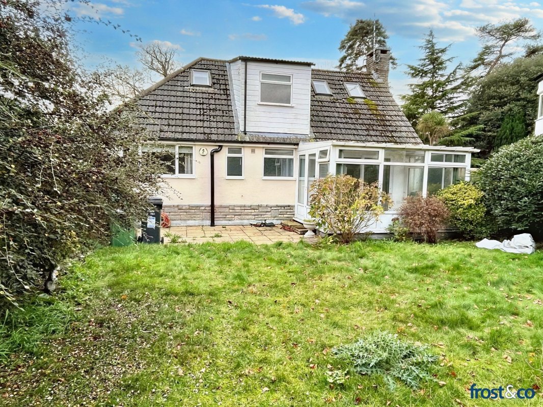3 bedroom property for sale in Blair Avenue, Lower Parkstone, Poole, Dorset, BH14 £475,000