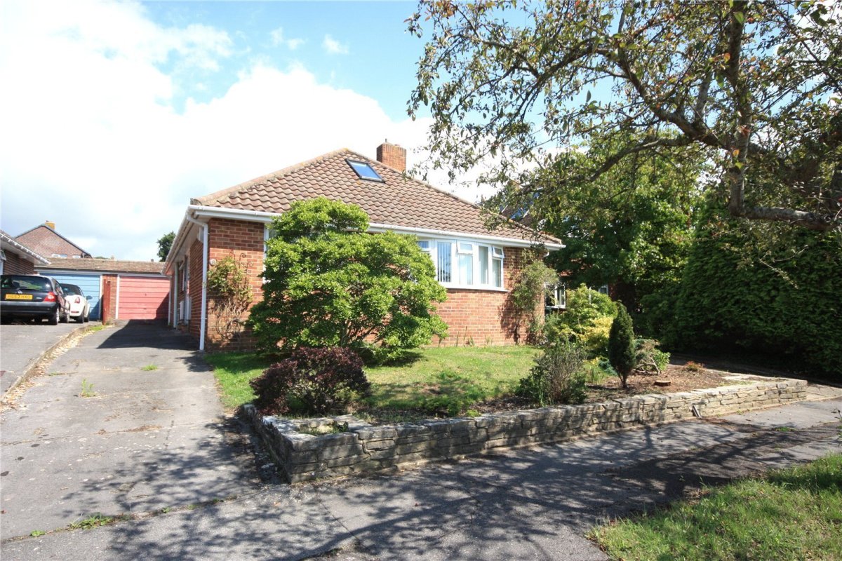 5 bedroom property for sale in Cumberland Avenue, Emsworth, Hampshire