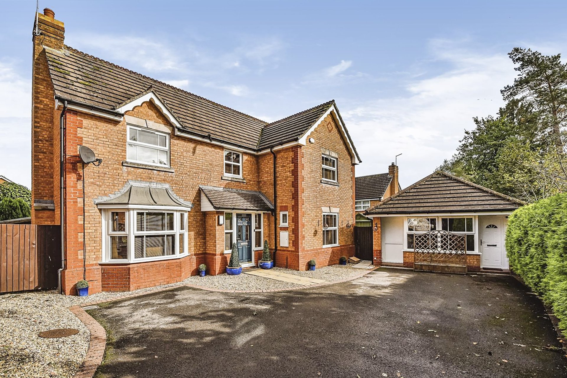 Estate Agents & Lettings Agents in Chippenham Connells Contact Us