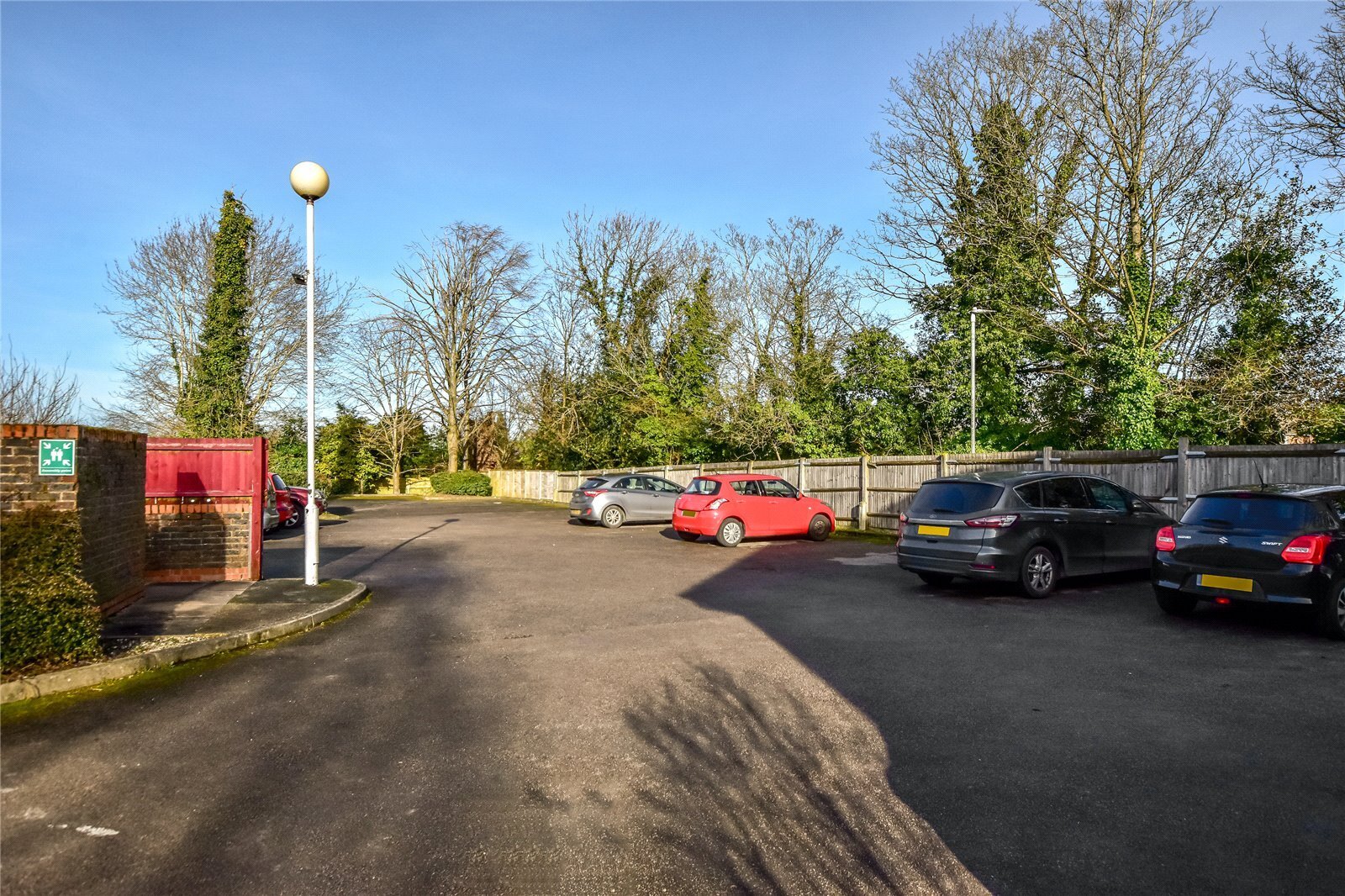 1 bedroom property for sale in The Grange, High Street, Abbots Langley, Herts, WD5 £165,000