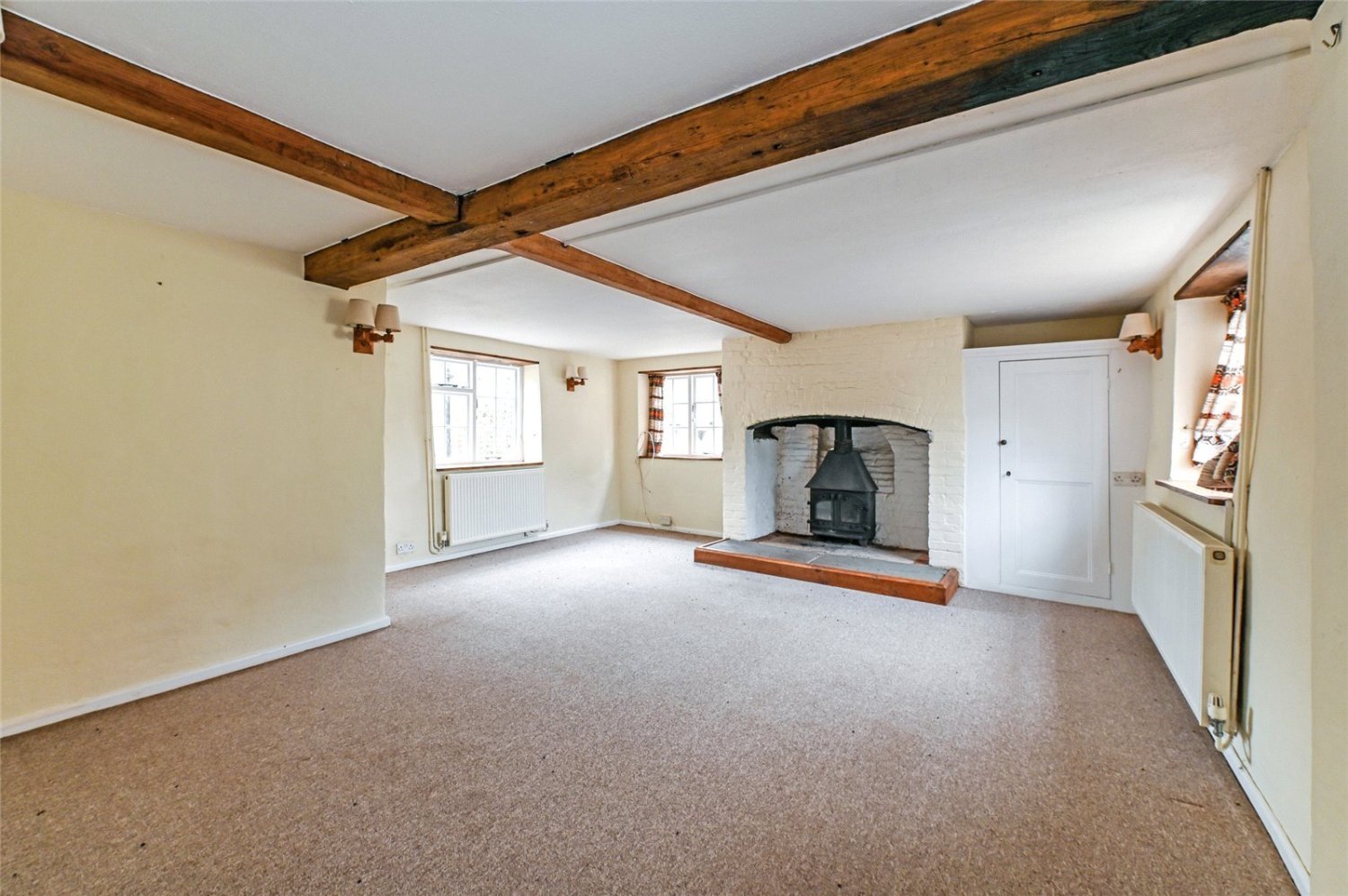 JacksonStops 3 bedroom property for sale in Singleton, Chichester