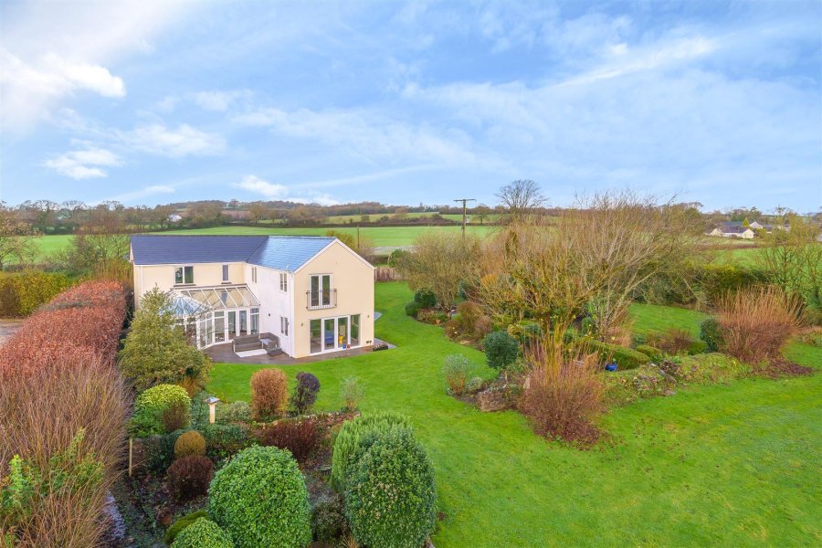 Stags 5 bedroom property for sale in Westleigh, Tiverton