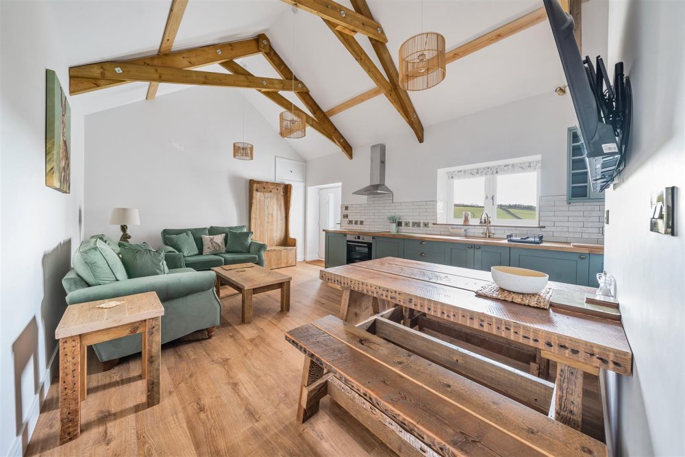 Stags 2 bedroom property for sale in Compton, Marldon, Paignton