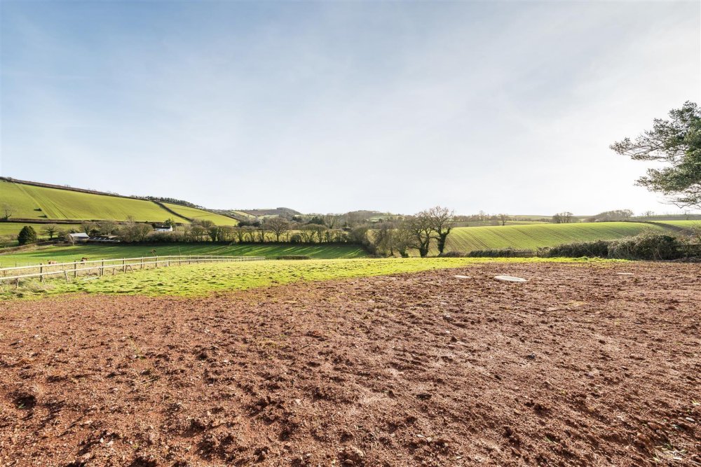 Stags 2 bedroom property for sale in Compton, Marldon, Paignton