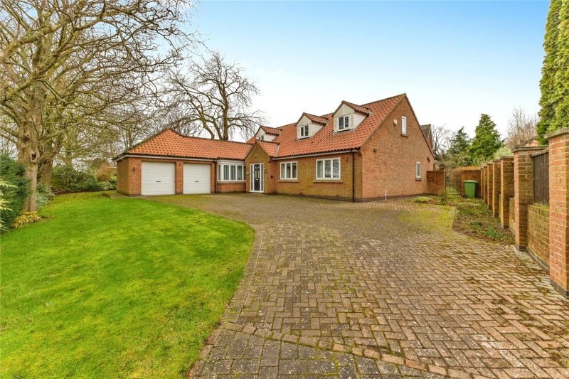 3 bedroom property for sale in Yarm Road, Hilton, Yarm, Durham, TS15