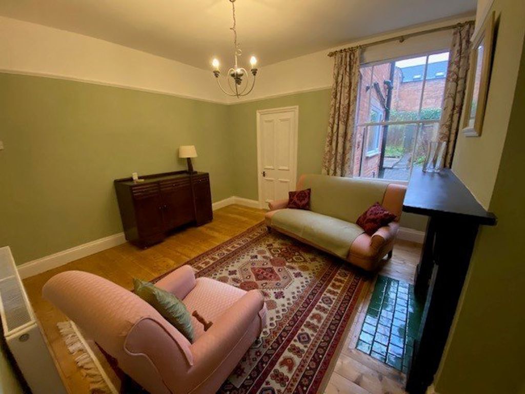 2 bedroom property to let in Alcester Road, Moseley, B13 8EY £1,100 pcm