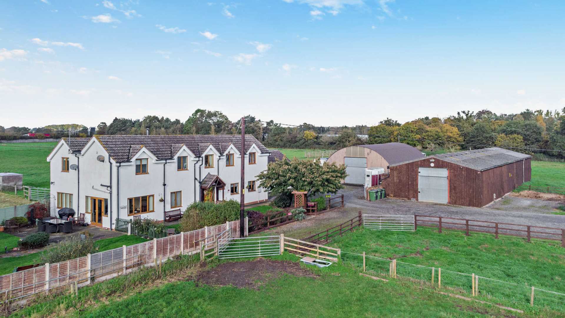 5 bedroom property for sale in ,Wychbold, Droitwich, Worcestershire. Guide price £1,200,000