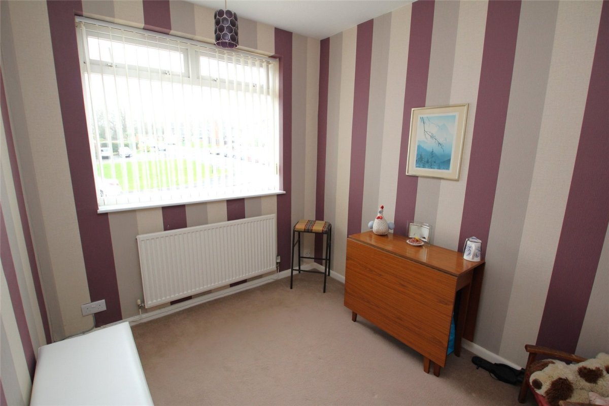 3 bedroom property for sale in Hill Park Road, Fareham, Hampshire, PO15
