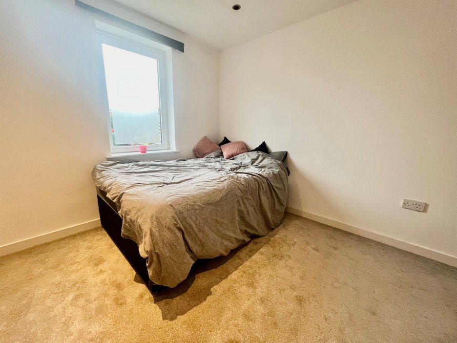 1 bedroom property for sale in Thaxted Road, Saffron Walden £197,500 Kevin Henry