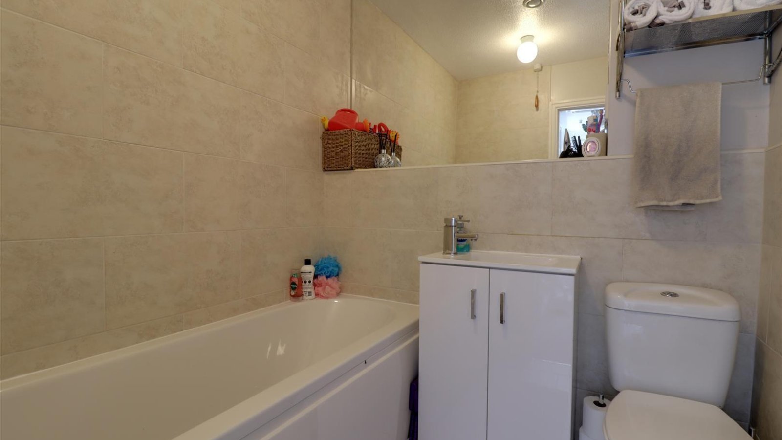 3 bedroom property for sale in Field Lane, Wistaston, Crewe £185,000