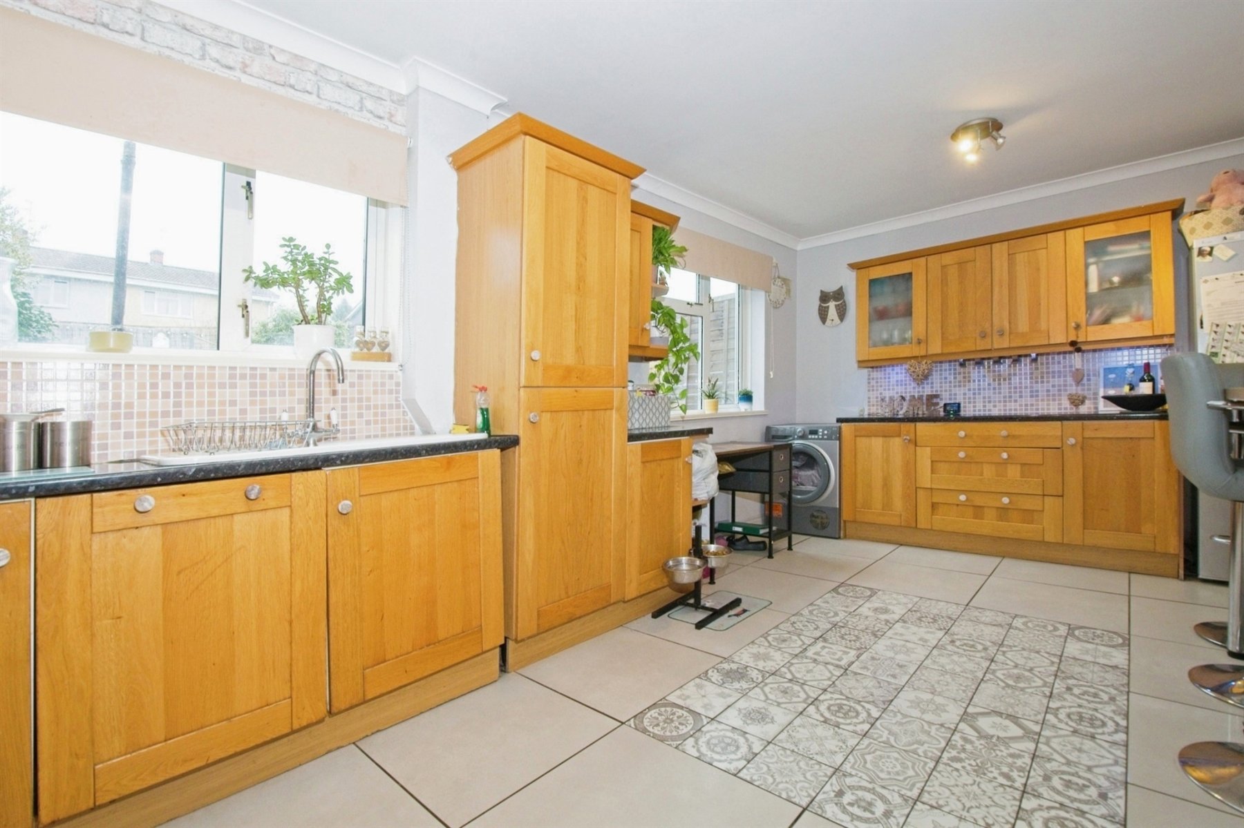 3 bedroom property for sale in Crown Close, Pontnewydd, Cwmbran £220,000