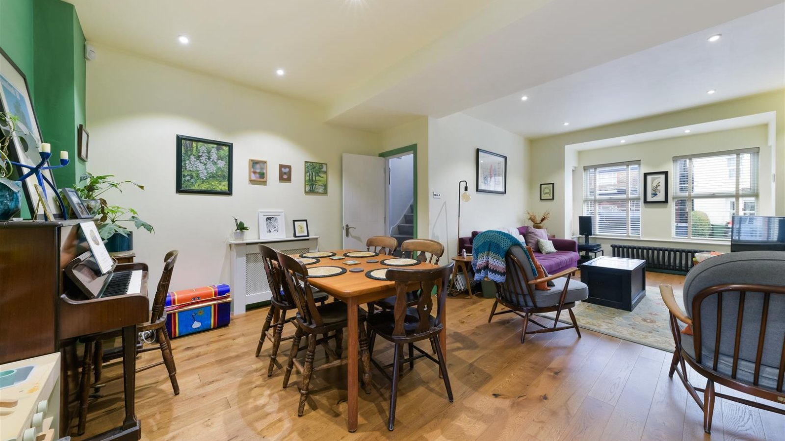 3 bedroom property for sale in Albury Road, Merstham £525,000