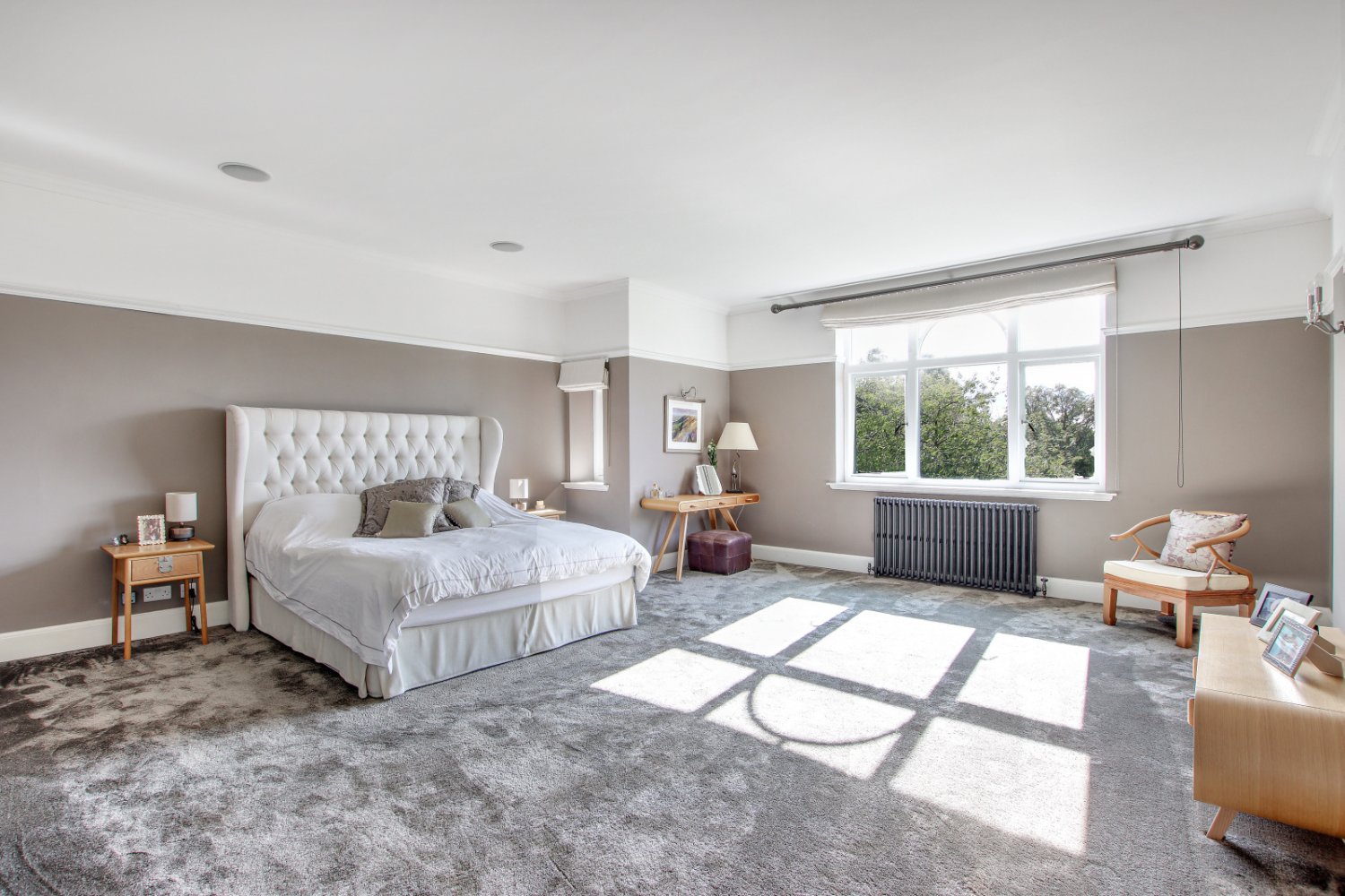 JacksonStops 10 bedroom property for sale in Chelwood Gate Road, Chelwood Gate, TN22 Guide