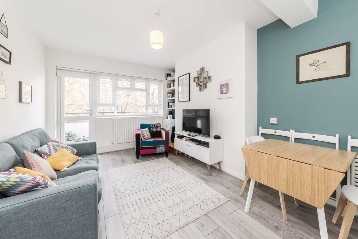 Jacksons 2 bedroom property for sale in Aldrington Road, Streatham