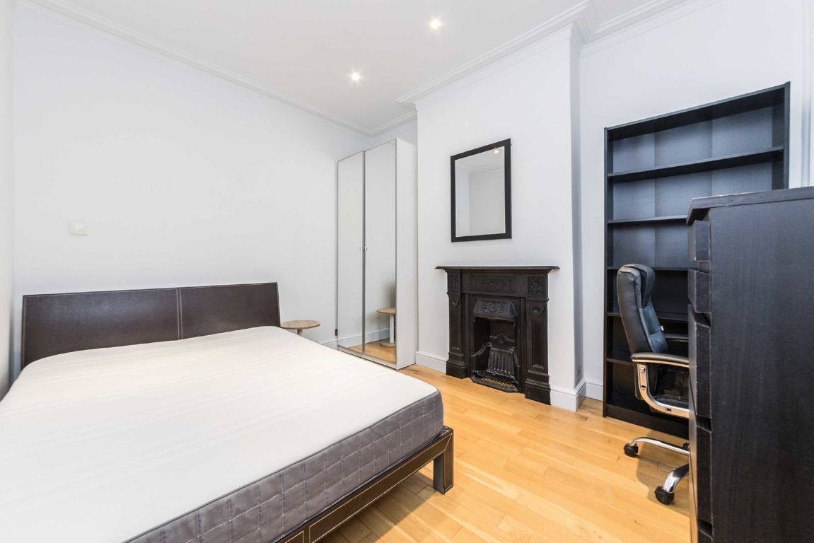 Jacksons 2 bedroom property for sale in Edgeley Road, Clapham £575,000