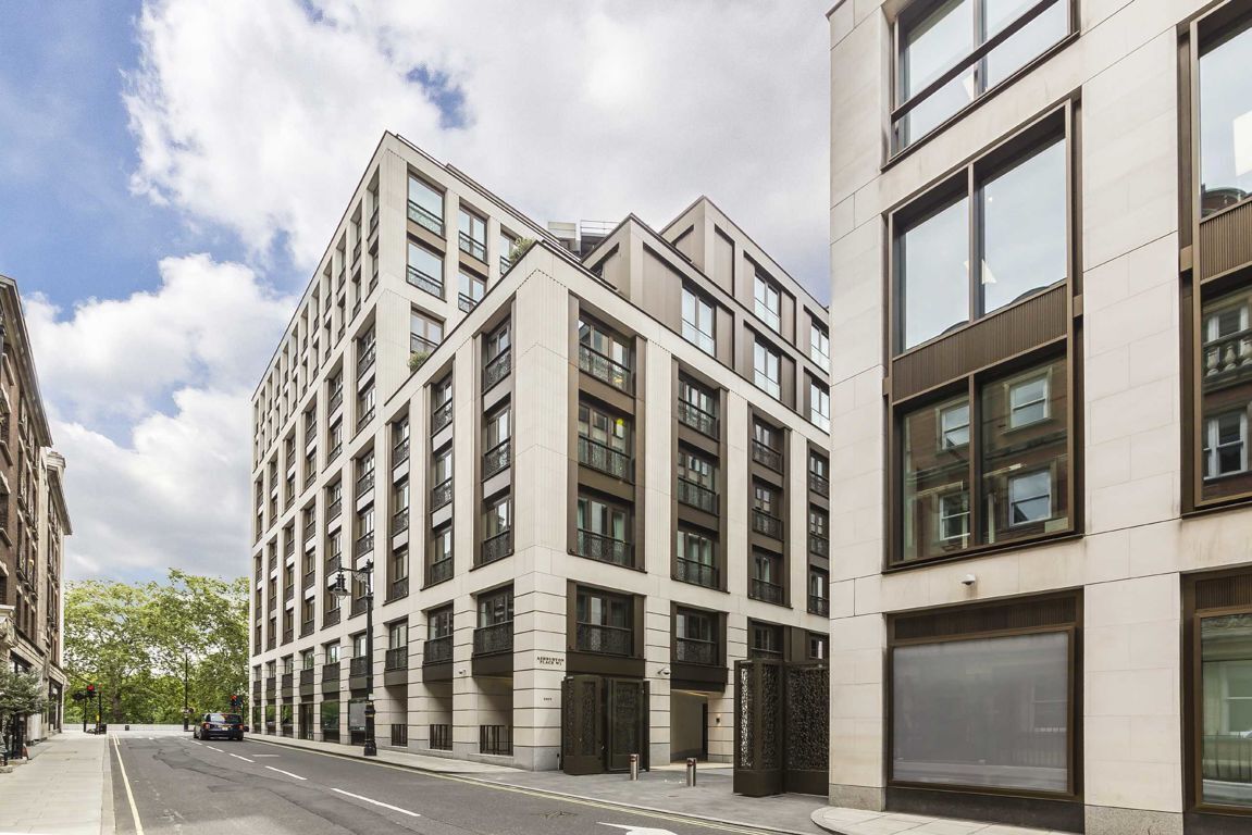 3 bedroom property to let in Ashburton Place, Mayfair £14,000 pw