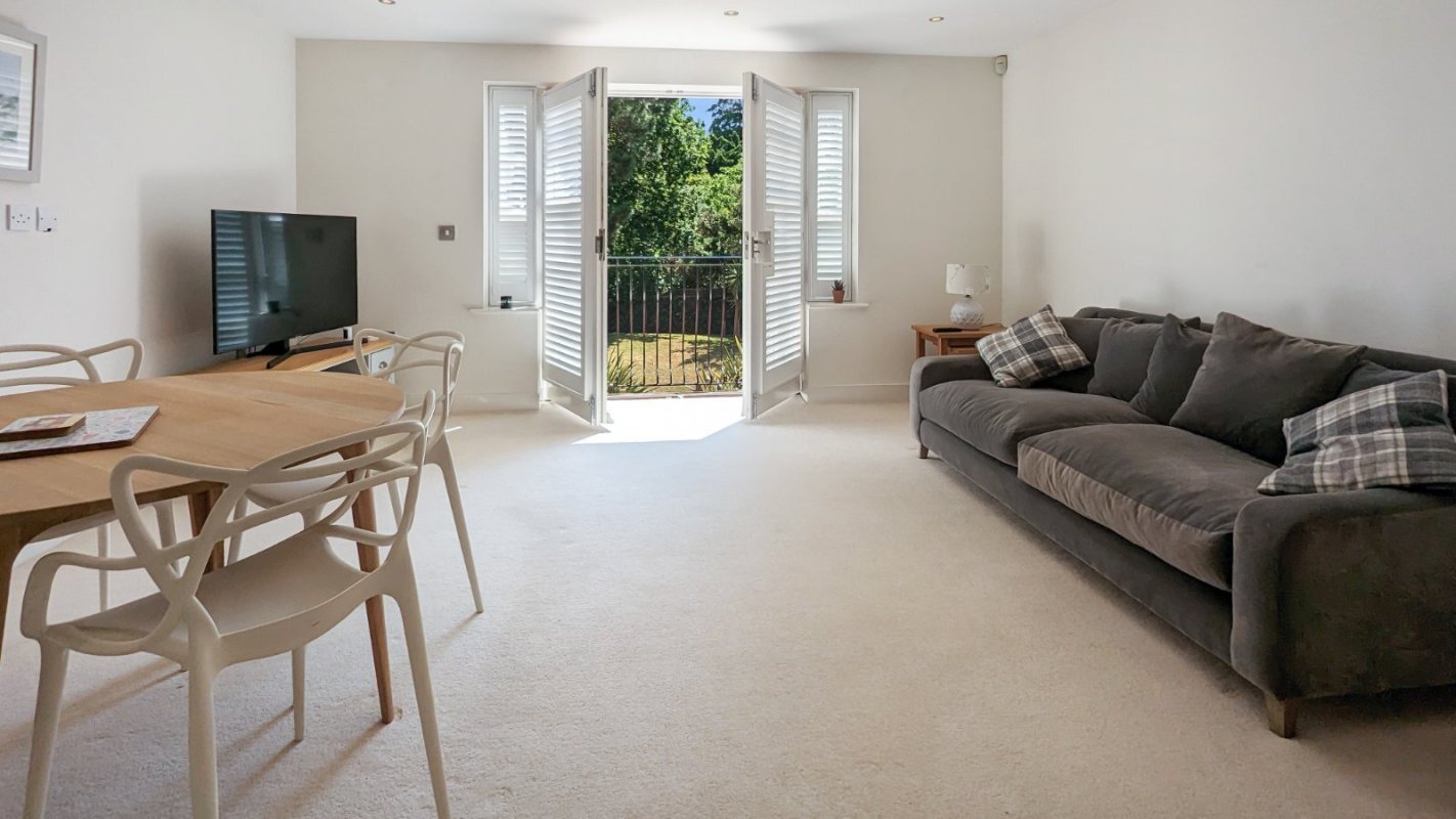2 bedroom property for sale in Haven Road, Canford Cliffs, Poole