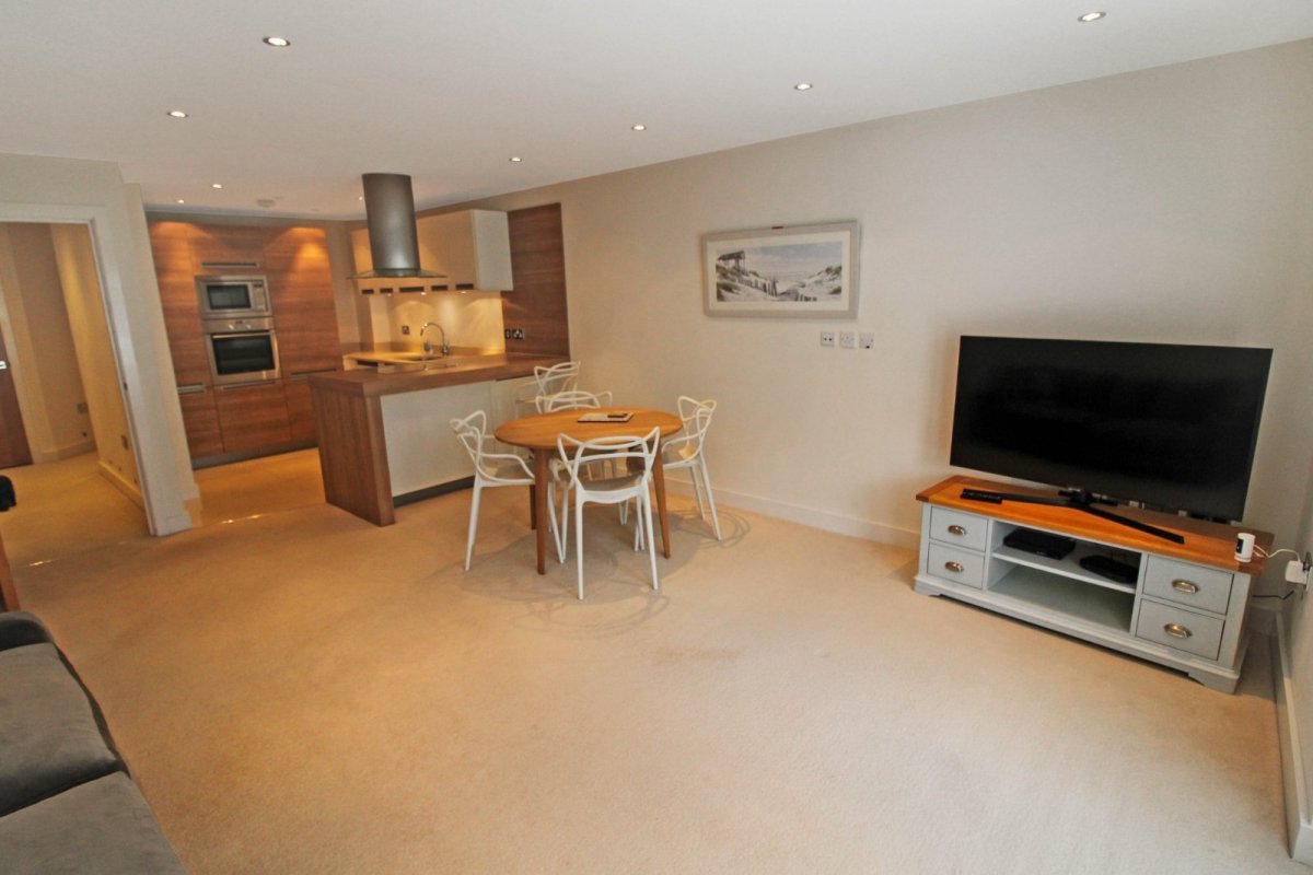 2 bedroom property for sale in Haven Road, Canford Cliffs, Poole, Dorset, BH13 £450,000