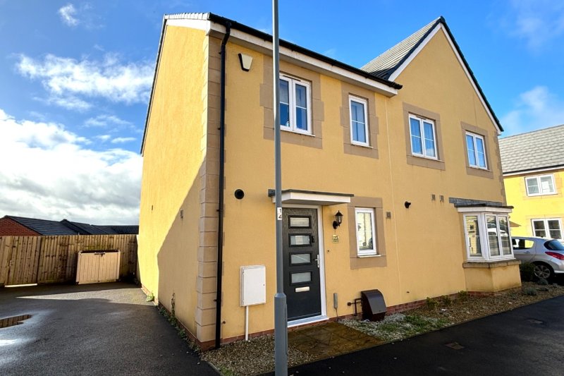 2 bedroom property for sale in Monger Lane, Midsomer Norton, Radstock