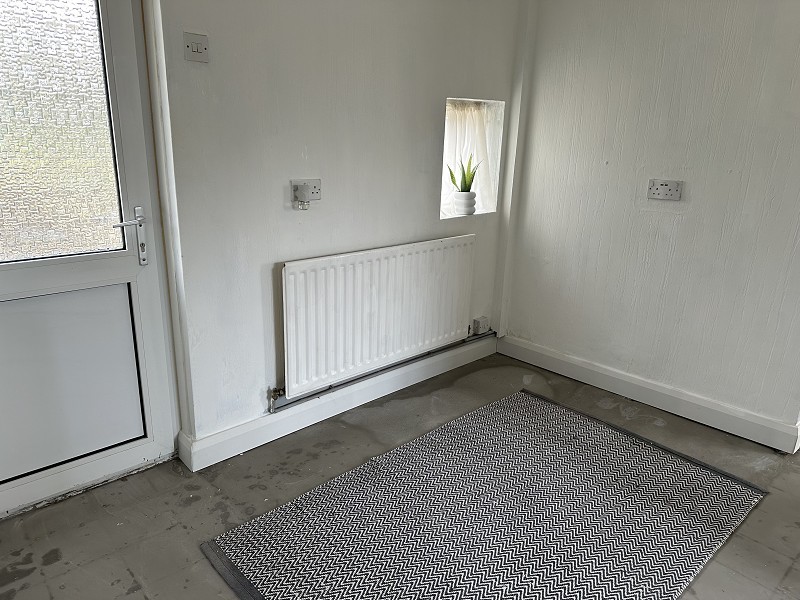 3 bedroom property for sale in Lluest Ystradgynlais, Swansea. £118,000